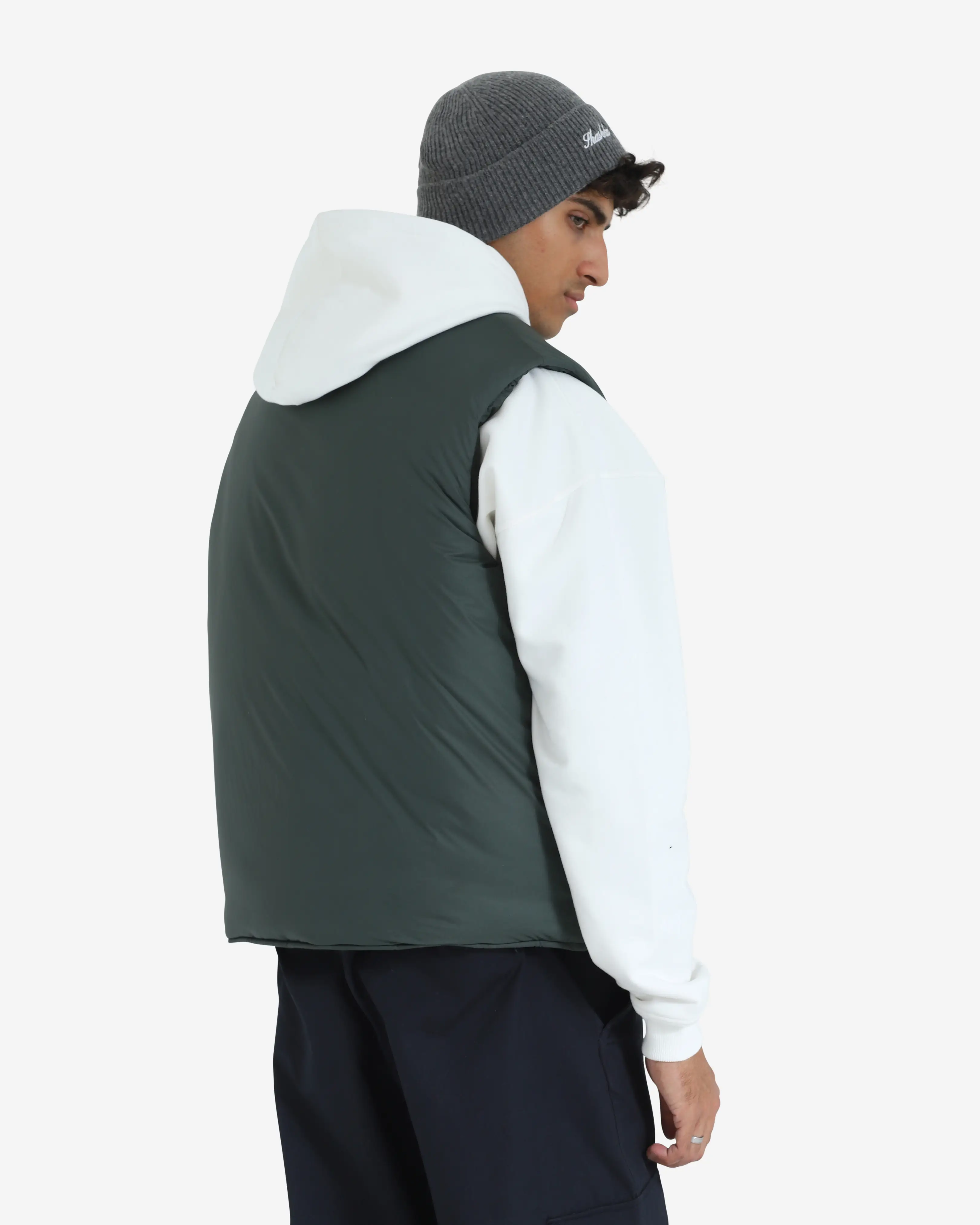 Après Ski Club Puffer Vest - Image 3