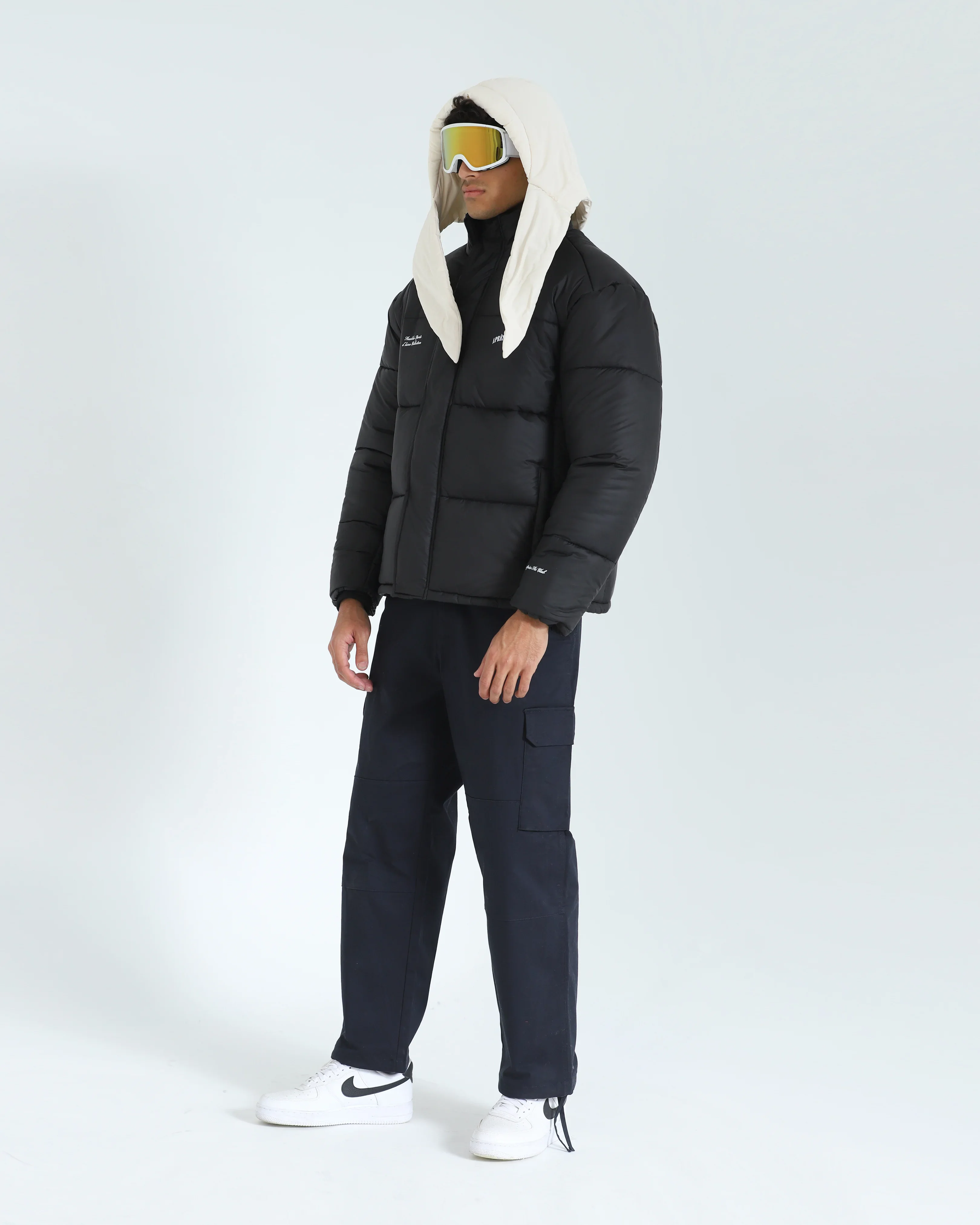 Après Ski Club Puffer Jacket - Image 5